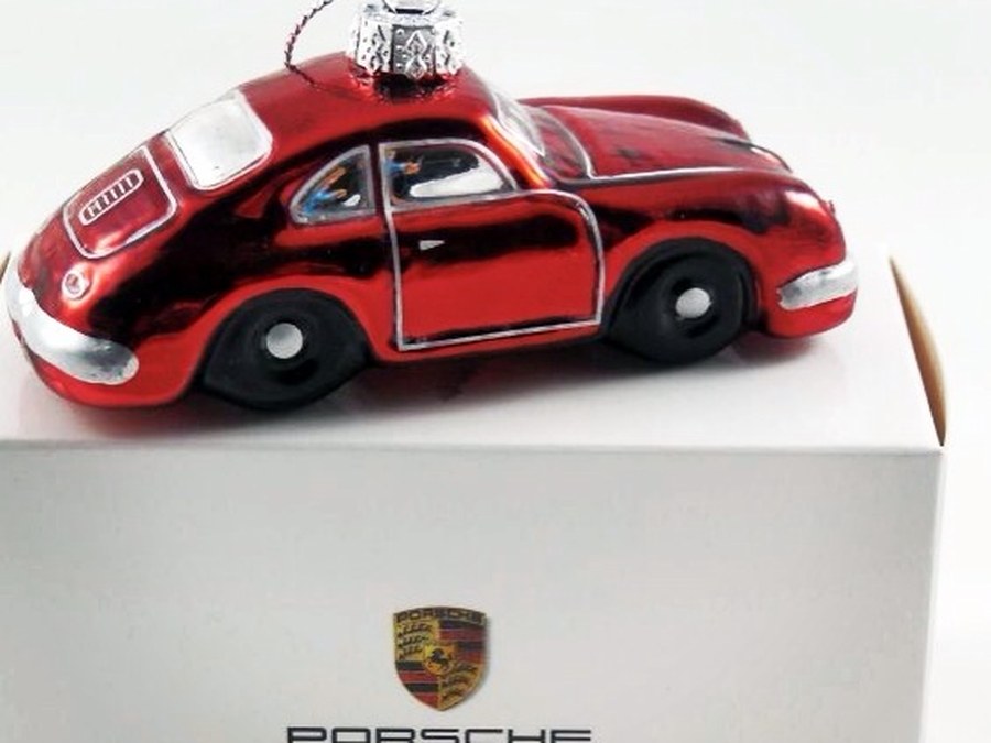 Gläserner Christbaumanhänger in Form eines Porsche 356